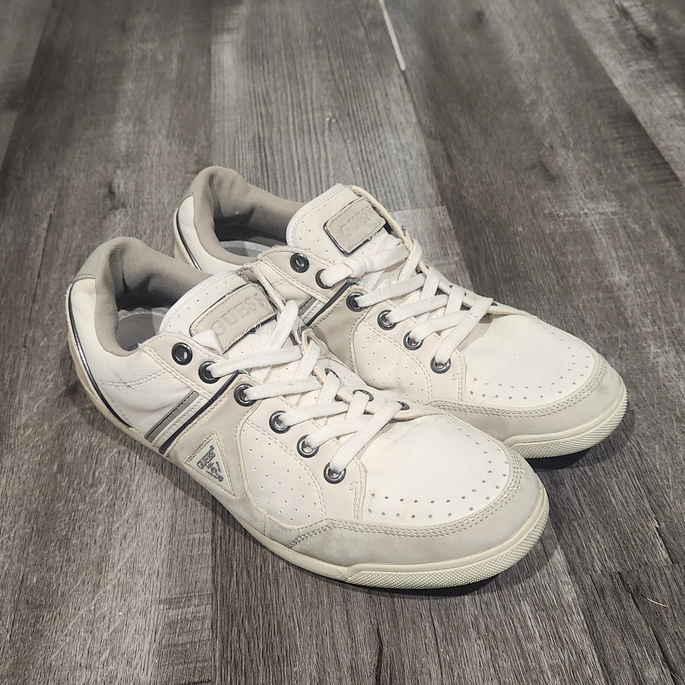 Rare GUESS Men's 12 Javonte Low Top Sneakers White 10